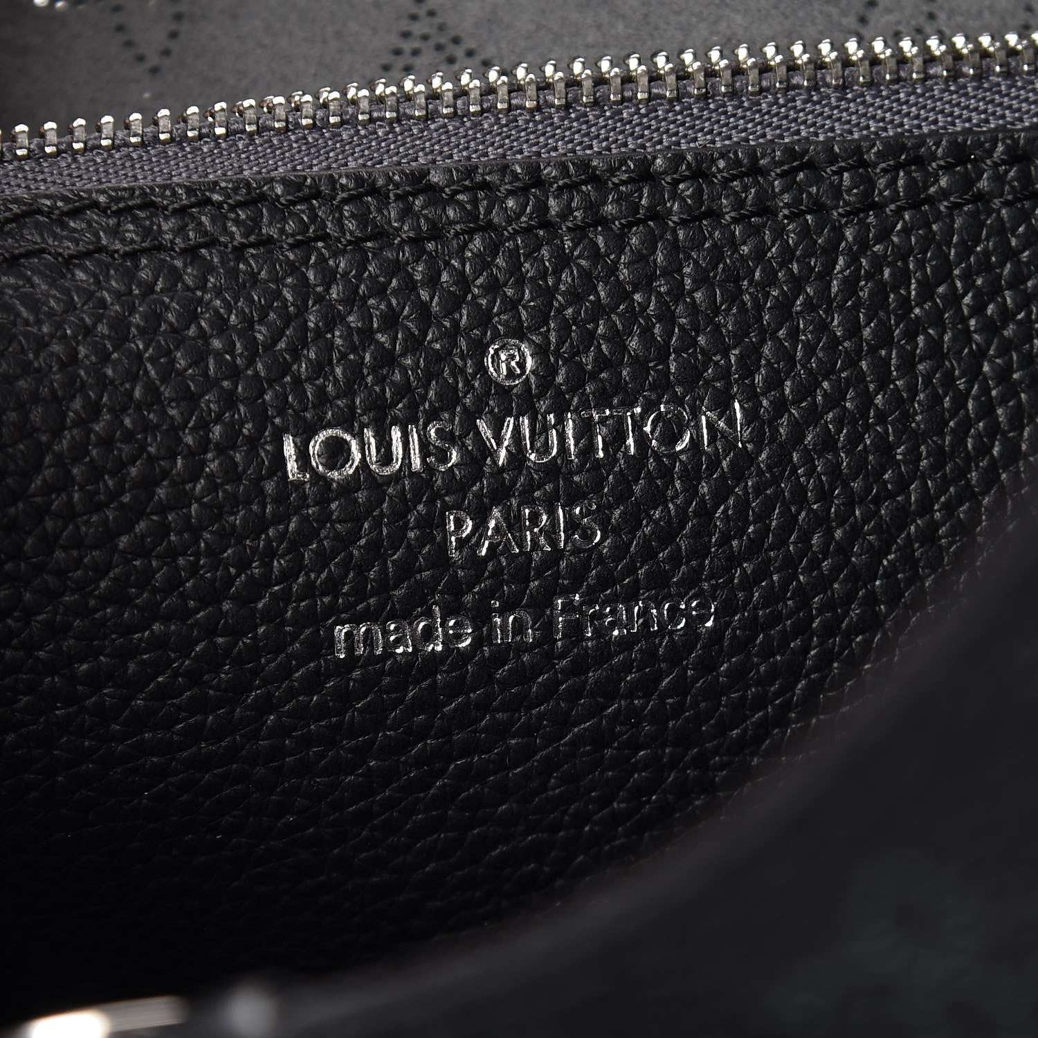 Louis Vuitton Mahina Carmel Hobo Black 6 of 9