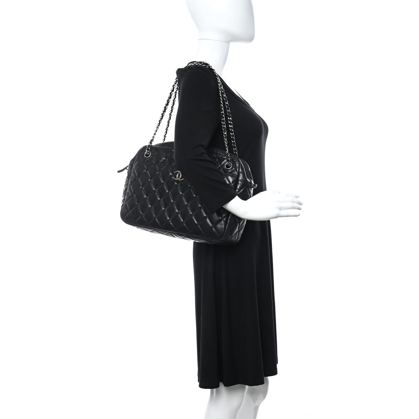 Lambskin Quilted Medium Camera Case Black