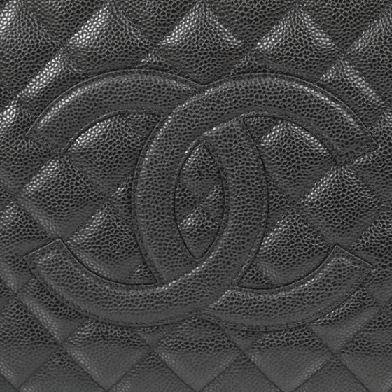 Caviar Quilted Grand Shopping Tote GST Black