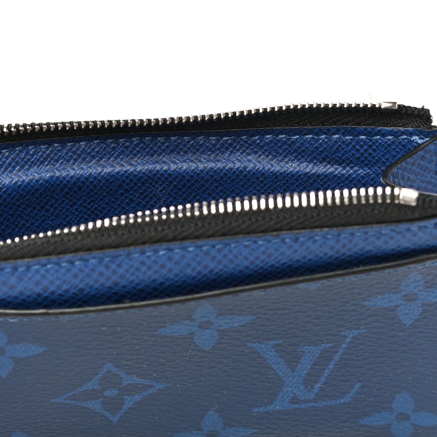 Monogram Taiga Coin Card Holder Cobalt