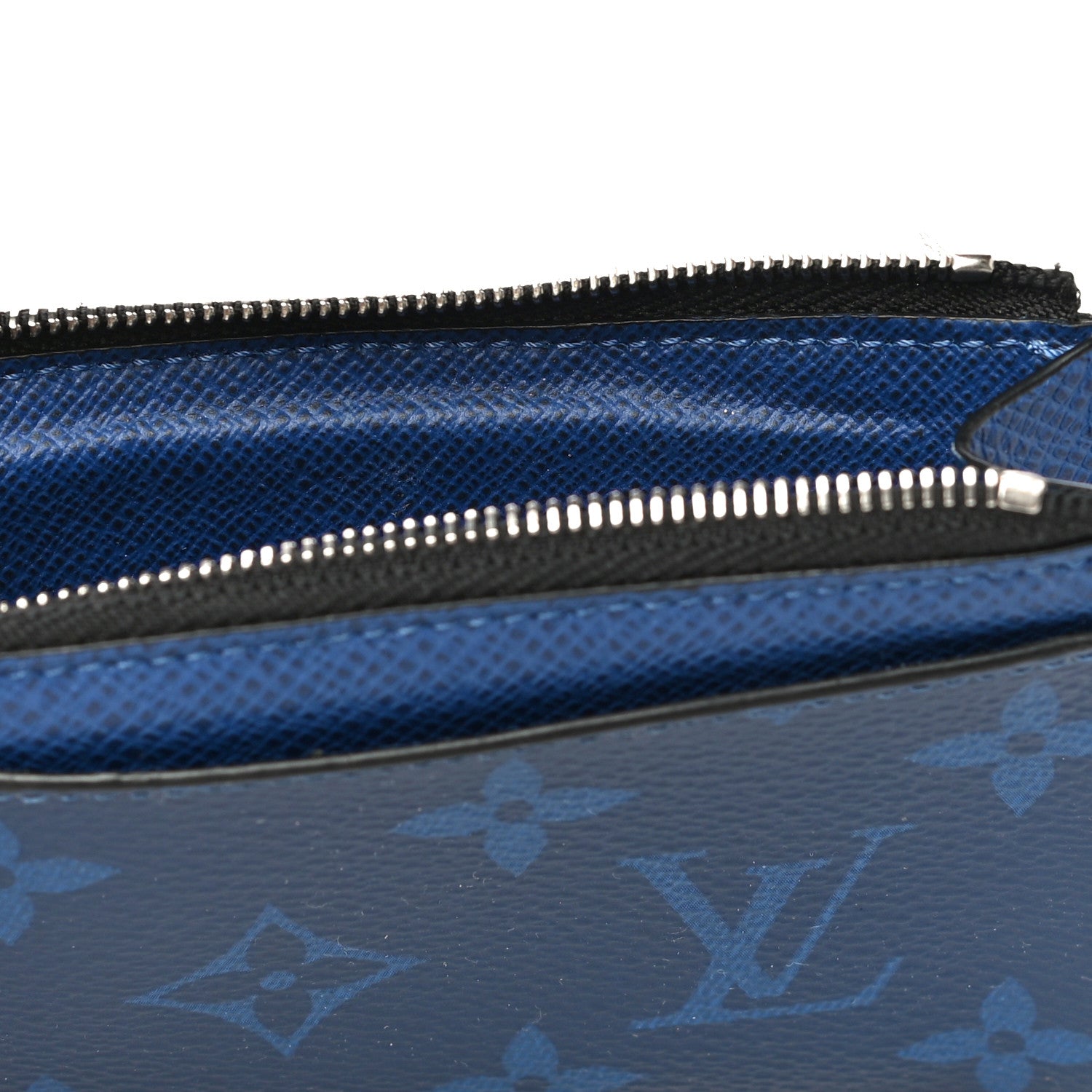 Louis Vuitton Monogram Taiga Coin Card Holder Cobalt 11 of 15
