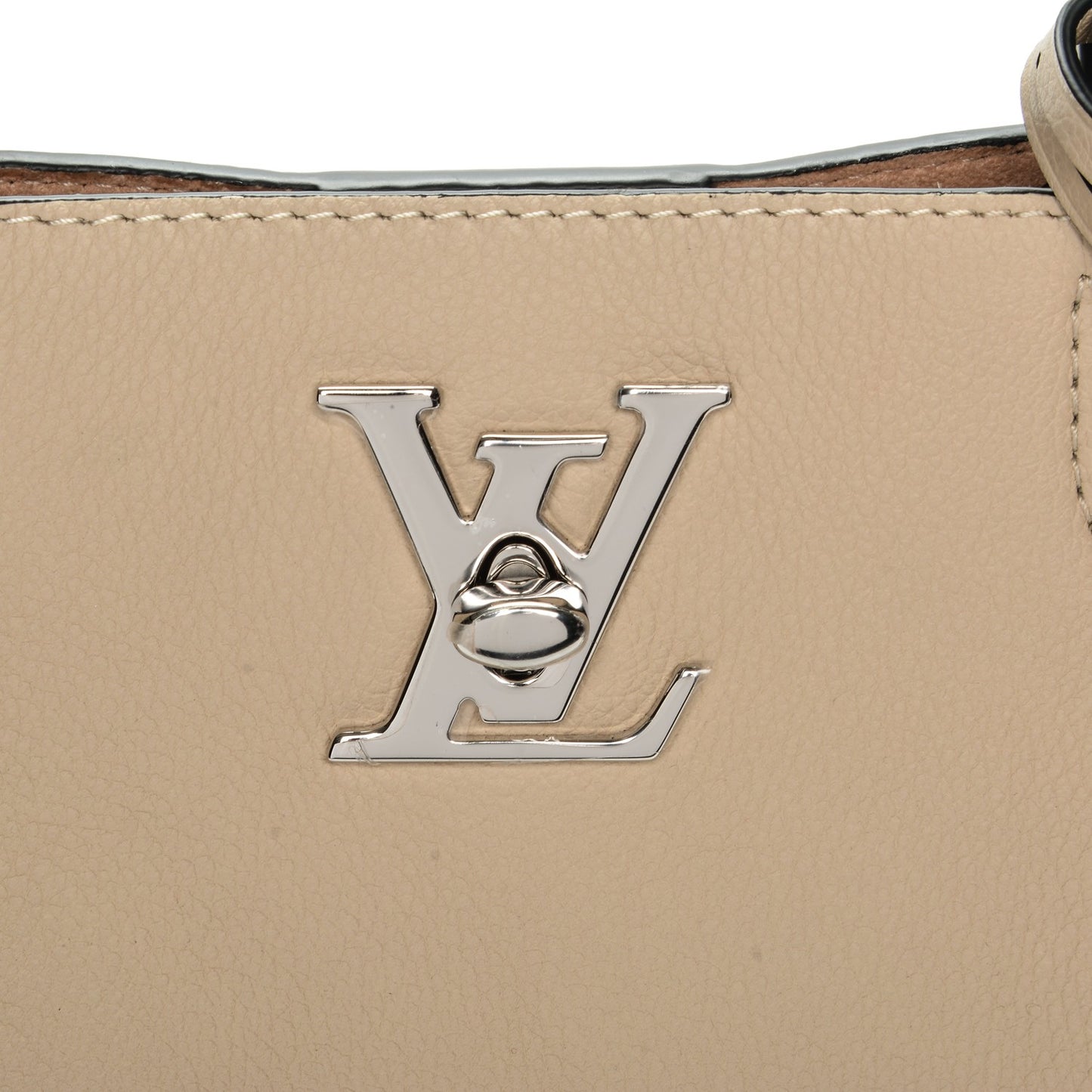 Calfskin Lockme Cabas Vanille Black