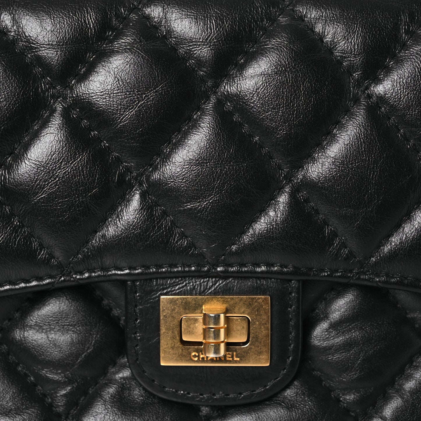 Aged Calfskin Quilted Reissue 2.55 Phone Holder With Chain Black
