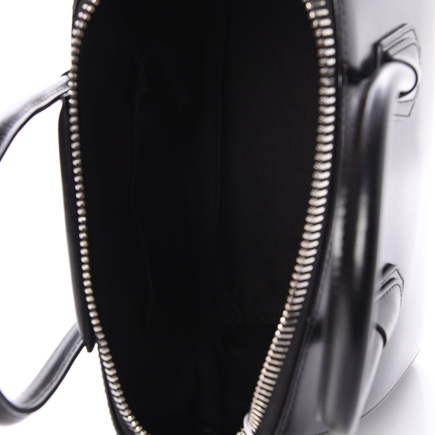 Shiny Lord Calfskin Small Antigona Black