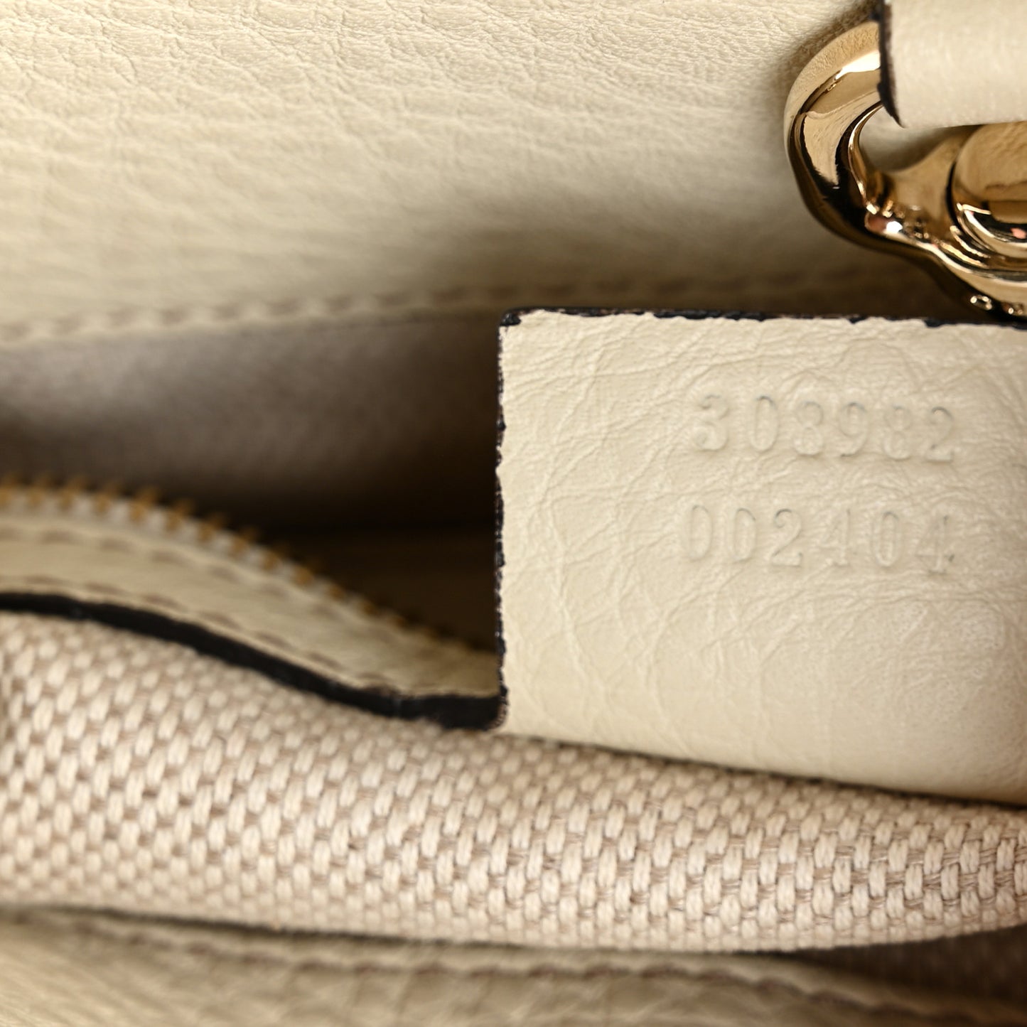 Pebbled Calfskin Medium Soho Chain Shoulder Bag Off White
