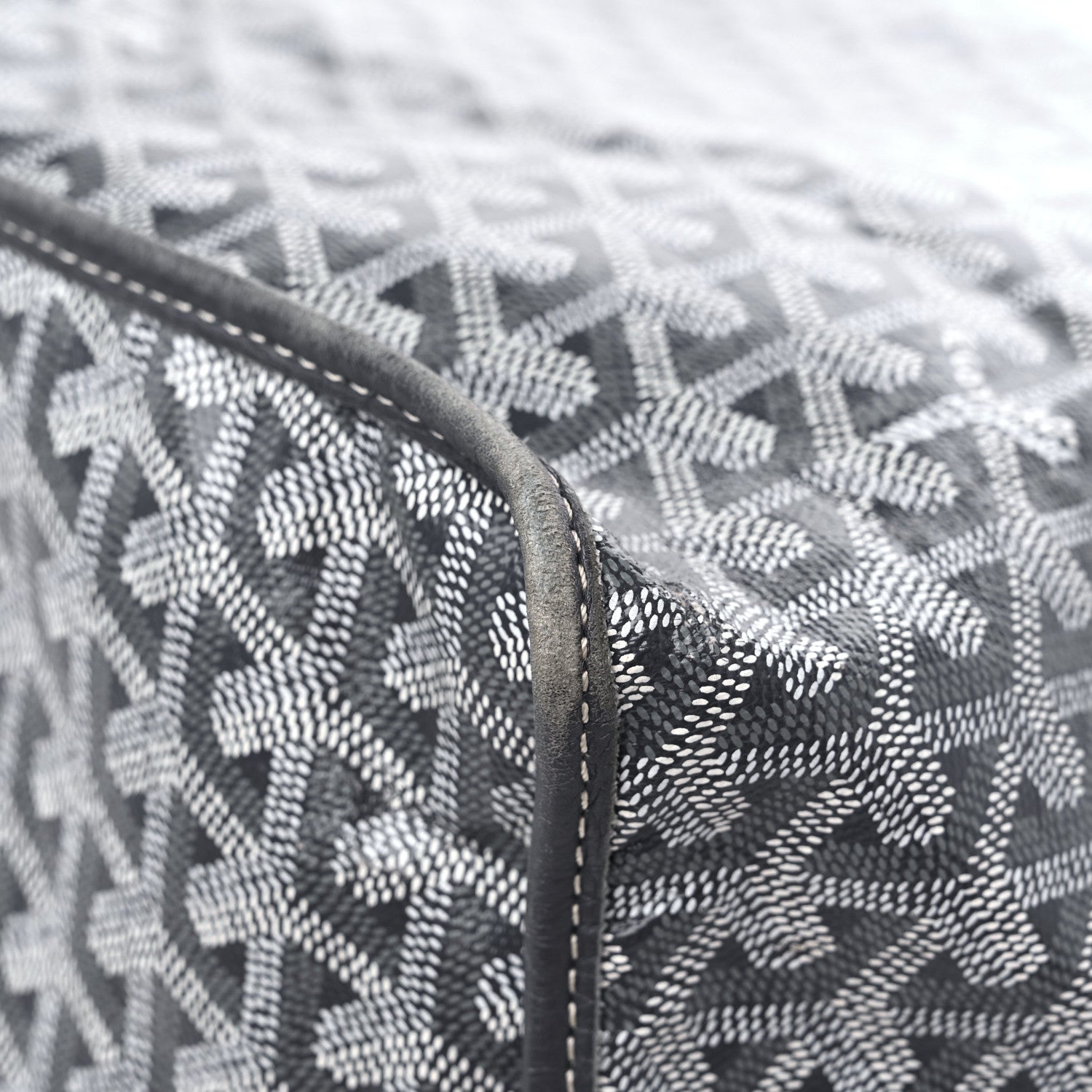 Goyard Goyardine Reversible Anjou GM Grey 11 of 19