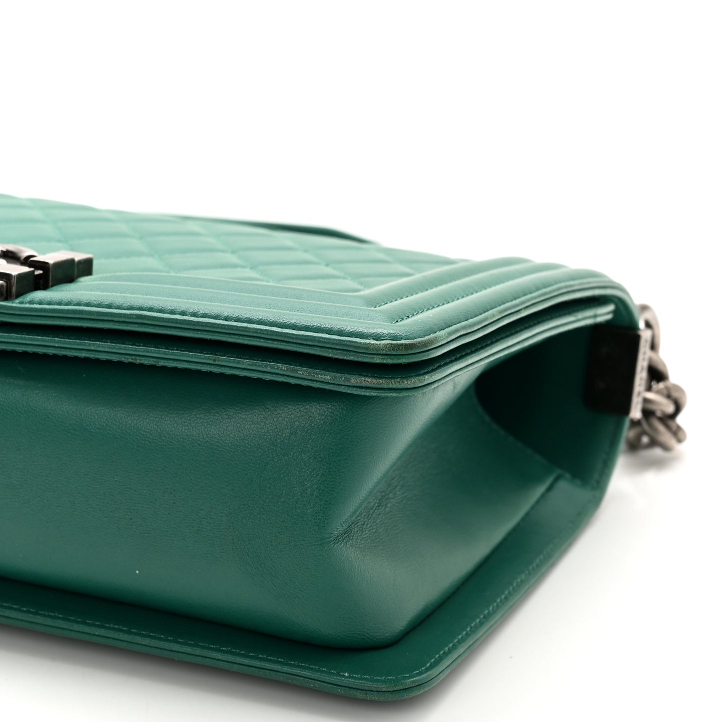 Lambskin Quilted Medium Boy Flap Green