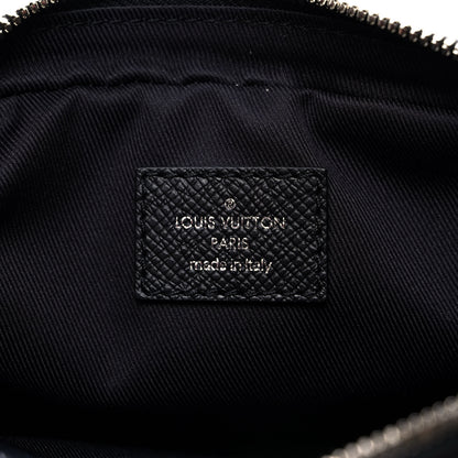 Louis Vuitton Taiga Monogram Outdoor Bumbag Black 6 of 8