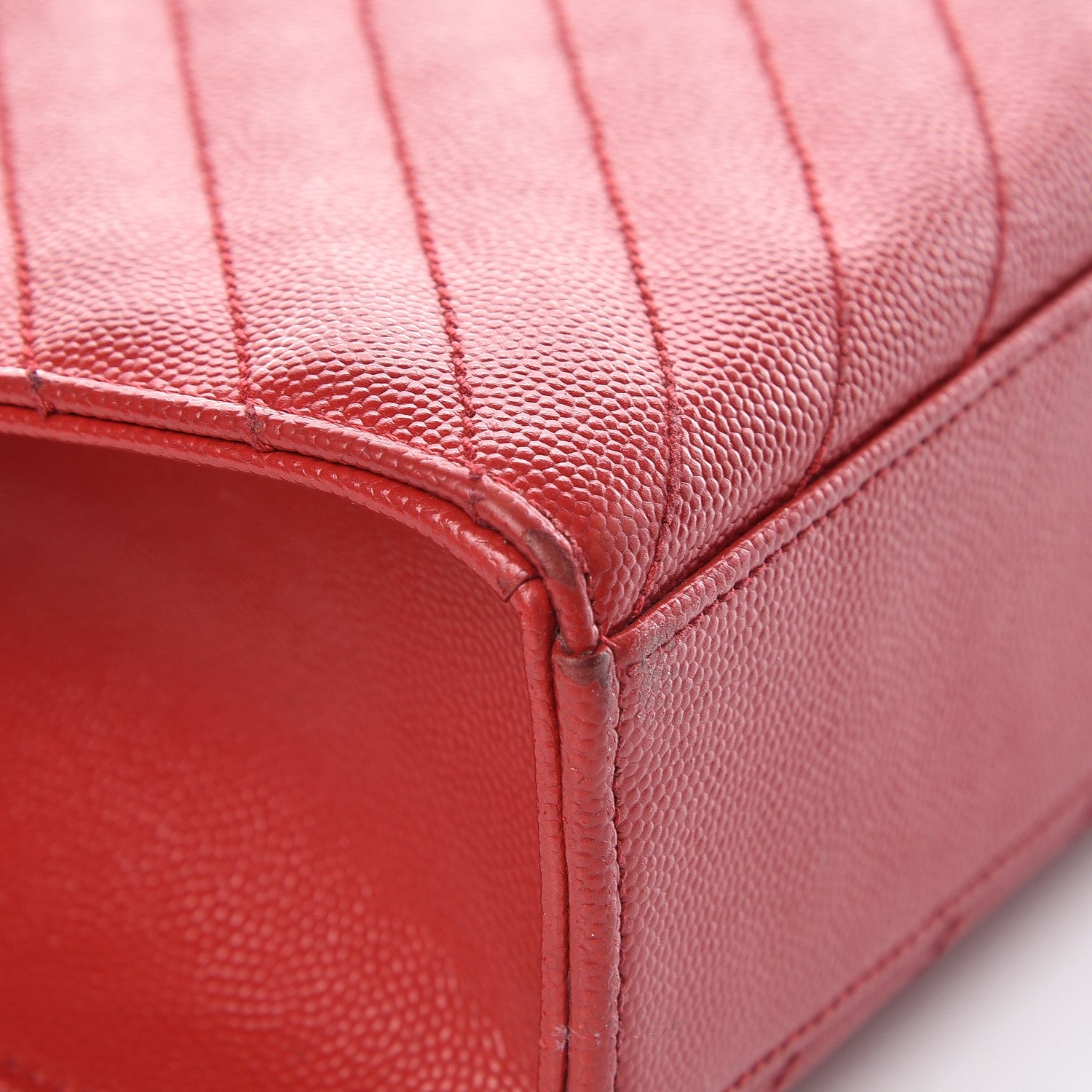 Saint Laurent Grain De Poudre Matelasse Chevron Large Monogram Satchel Lipstick Red 23 of 24