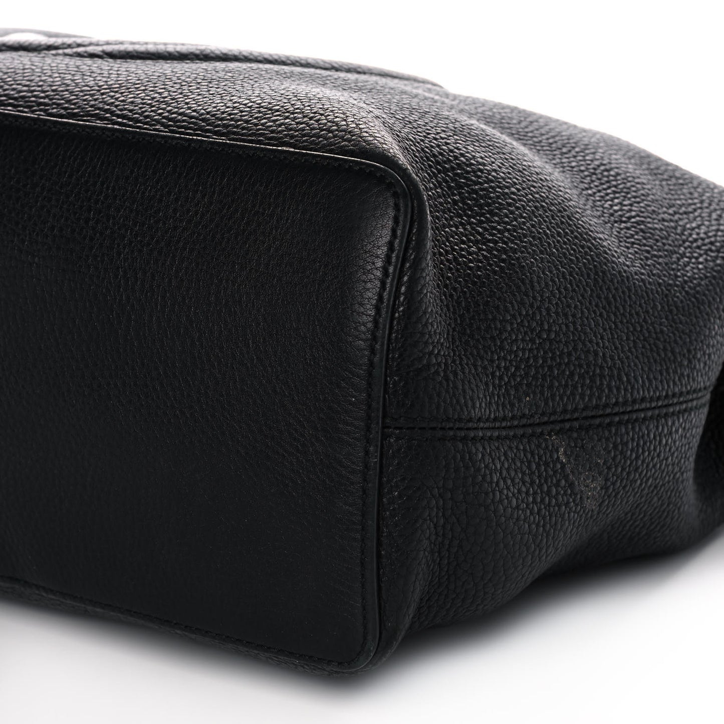 Pebbled Calfskin Large Soho Hobo Black