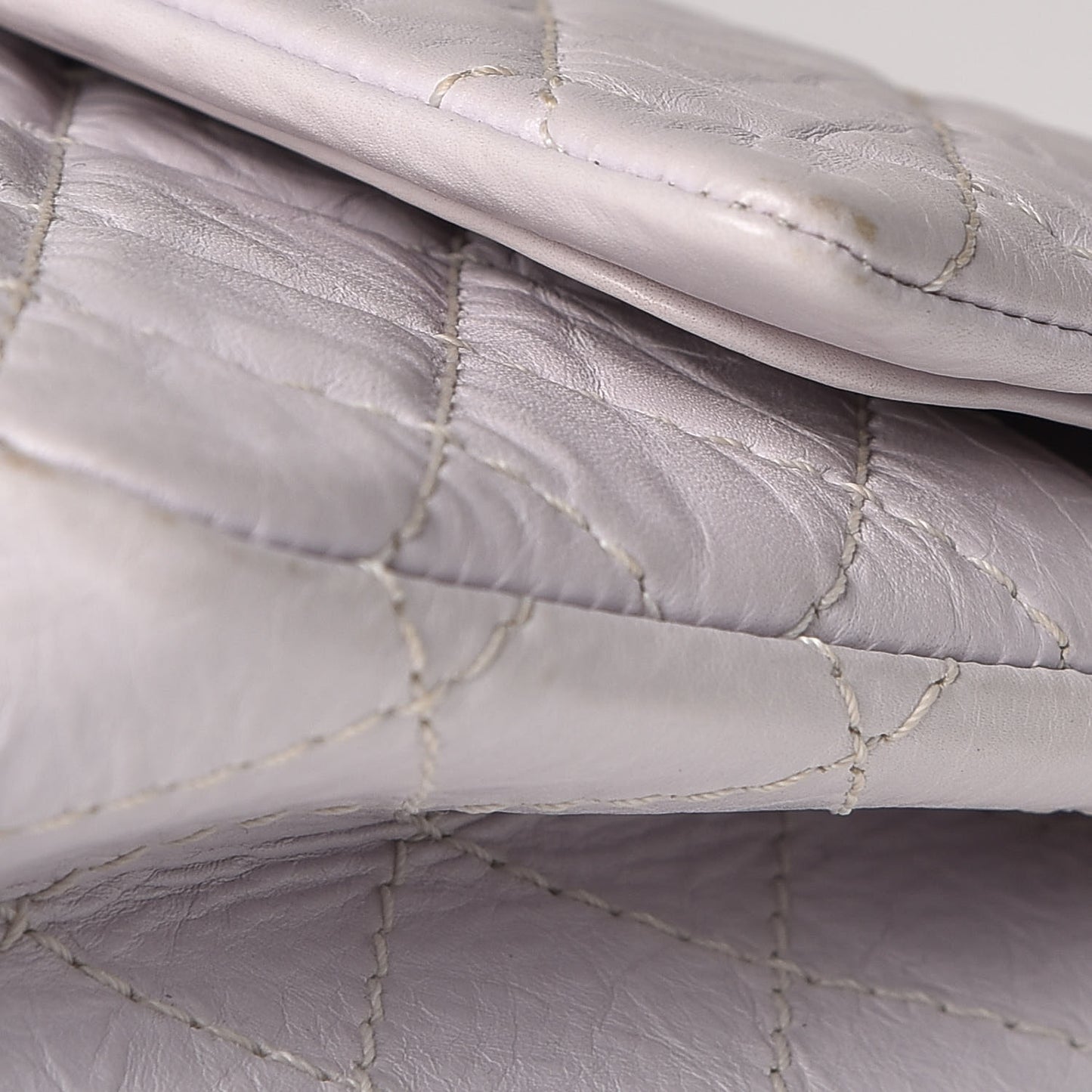 Aged Calfskin Quilted 2.55 Reissue 225 Flap Light Grey
