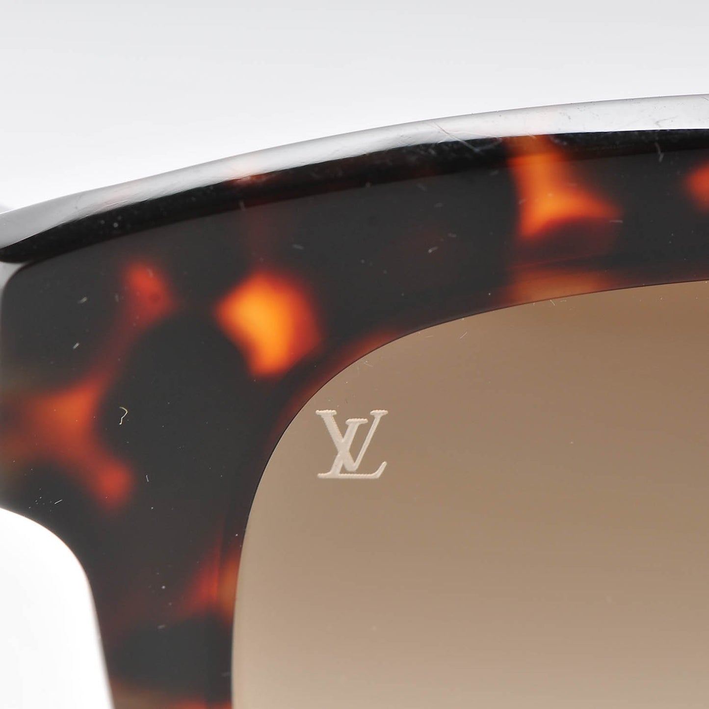 Audrey Sunglasses Z0765W Dark Tortoise