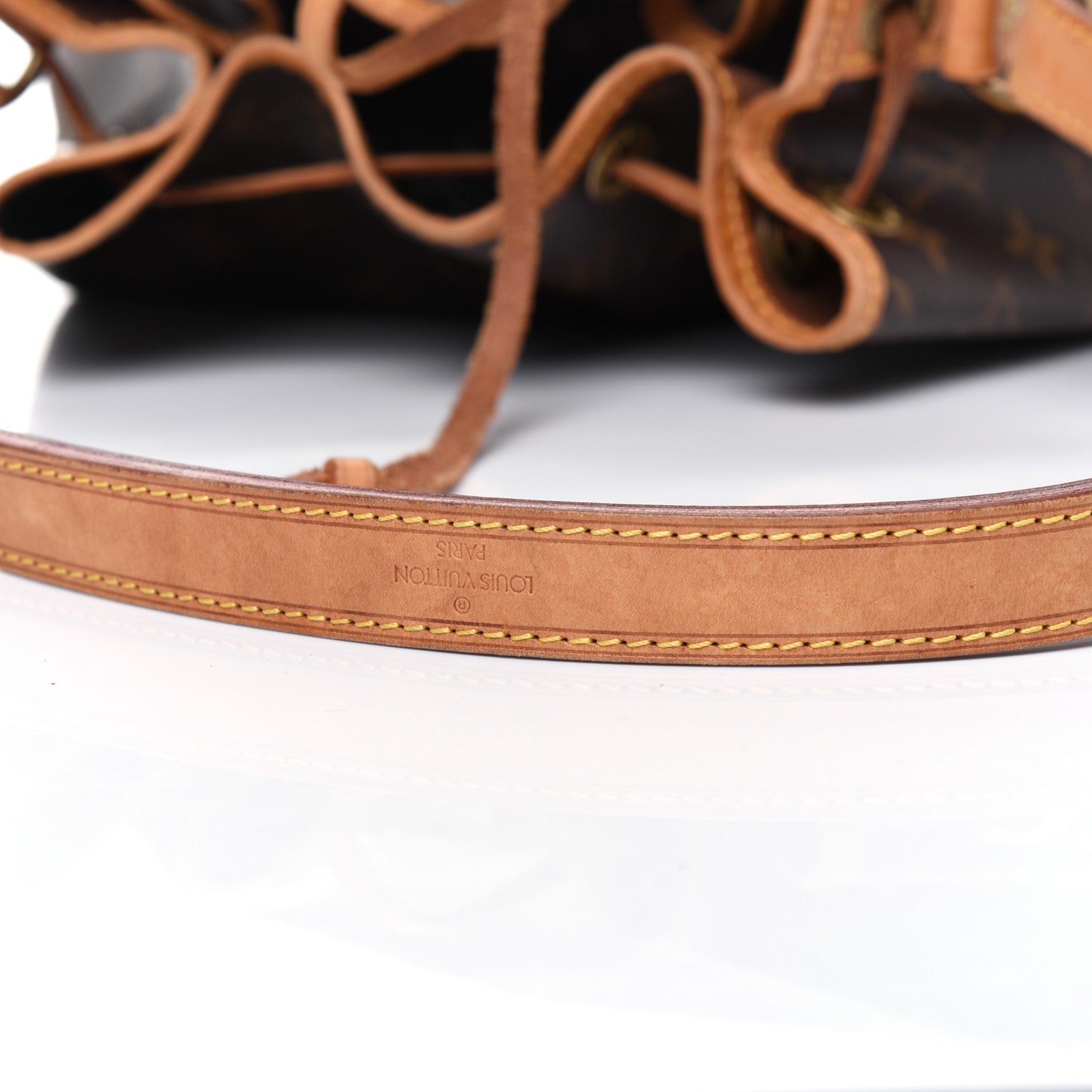 Louis Vuitton Monogram Noe 27 of 28