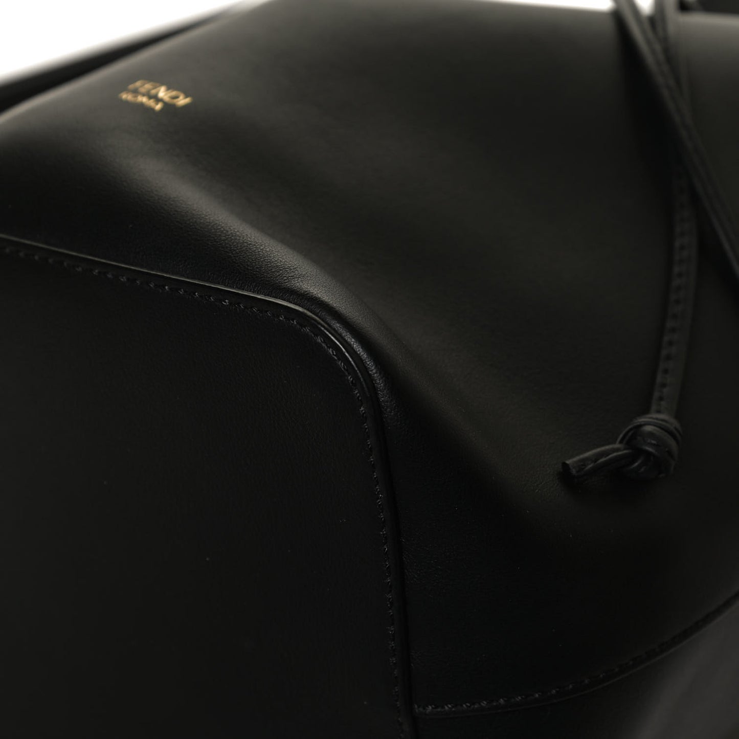 Vitello Grace Matte F is Fendi Grande Mon Tresor Bucket Bag Black