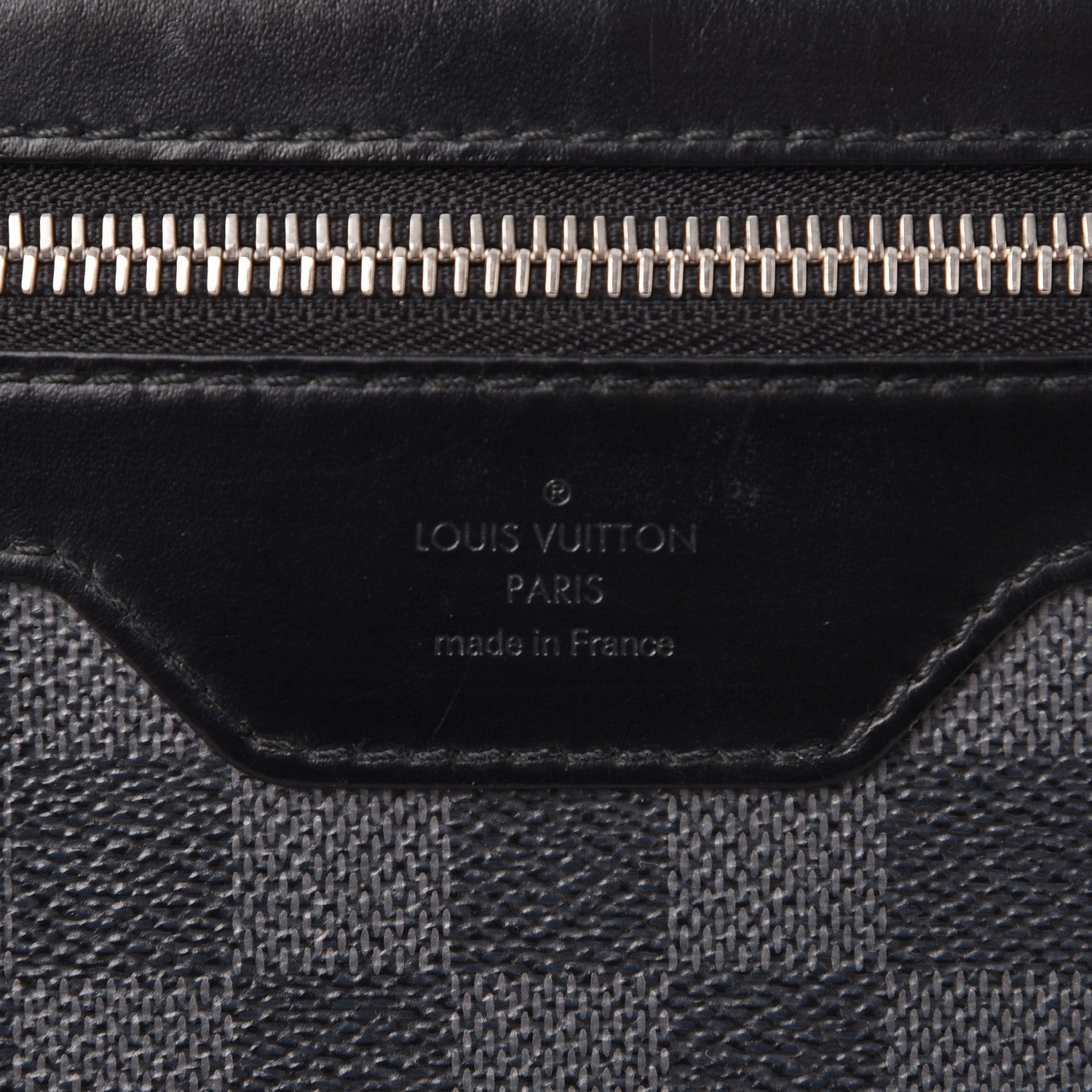 Louis Vuitton Damier Graphite Daniel GM 6 of 9
