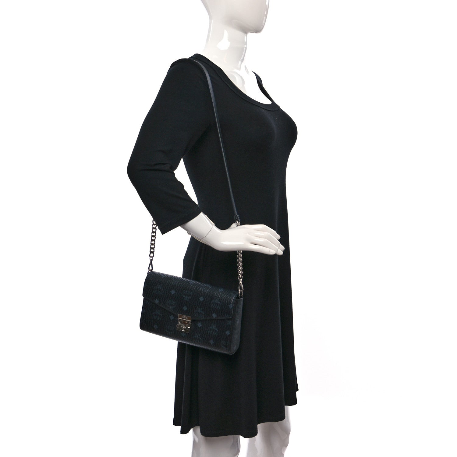 MCM Visetos Millie Wallet On Chain Black 2 of 9