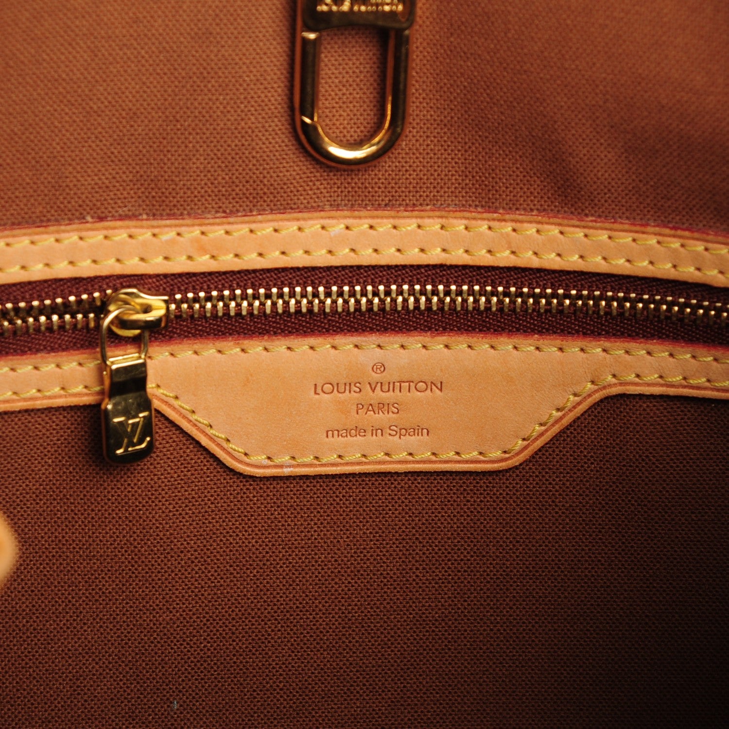 Louis Vuitton Monogram Batignolles Horizontal 6 of 7