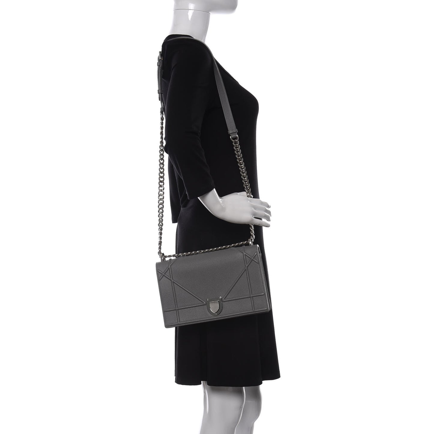 Grained Calfskin Medium Diorama Flap Bag Gris