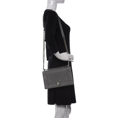 Christian Dior Grained Calfskin Medium Diorama Flap Bag Gris 2 of 9