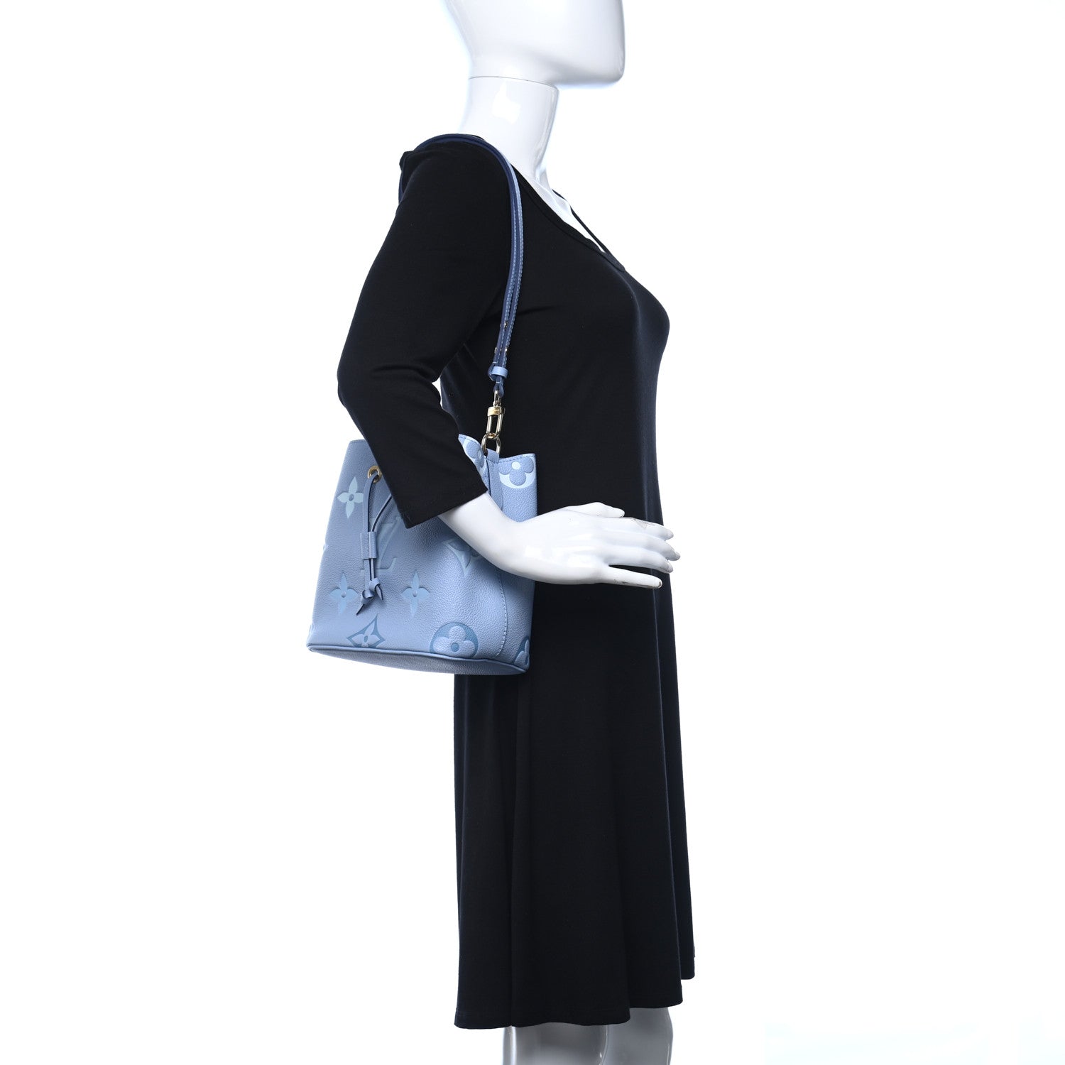 Louis Vuitton Empreinte Monogram Giant By The Pool Neonoe BB Summer Blue 2 of 5