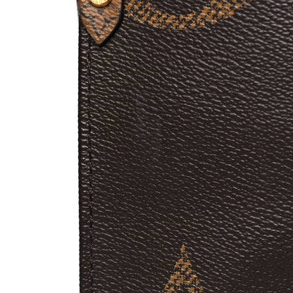 Louis Vuitton Reverse Monogram Giant Onthego MM 11 of 14