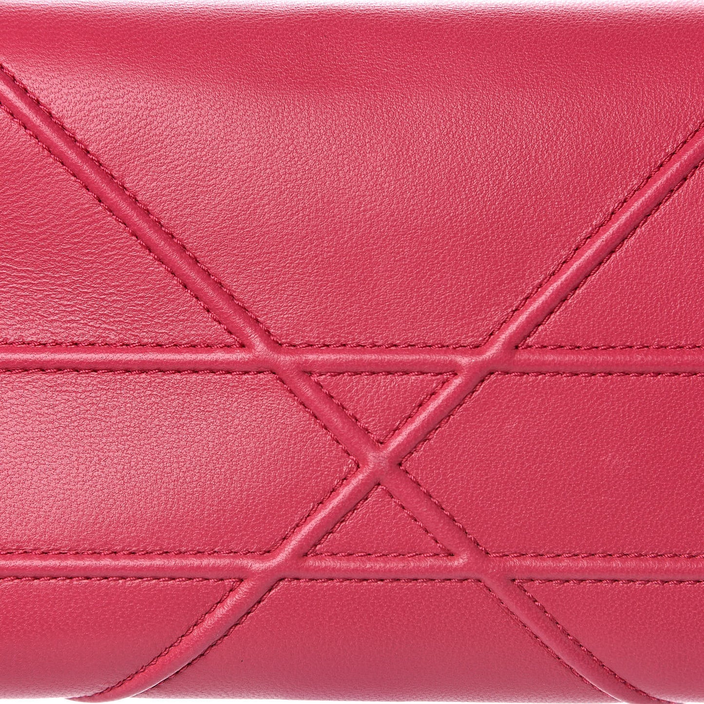 Lambskin Diorama Croisiere Chain Wallet Fuchsia