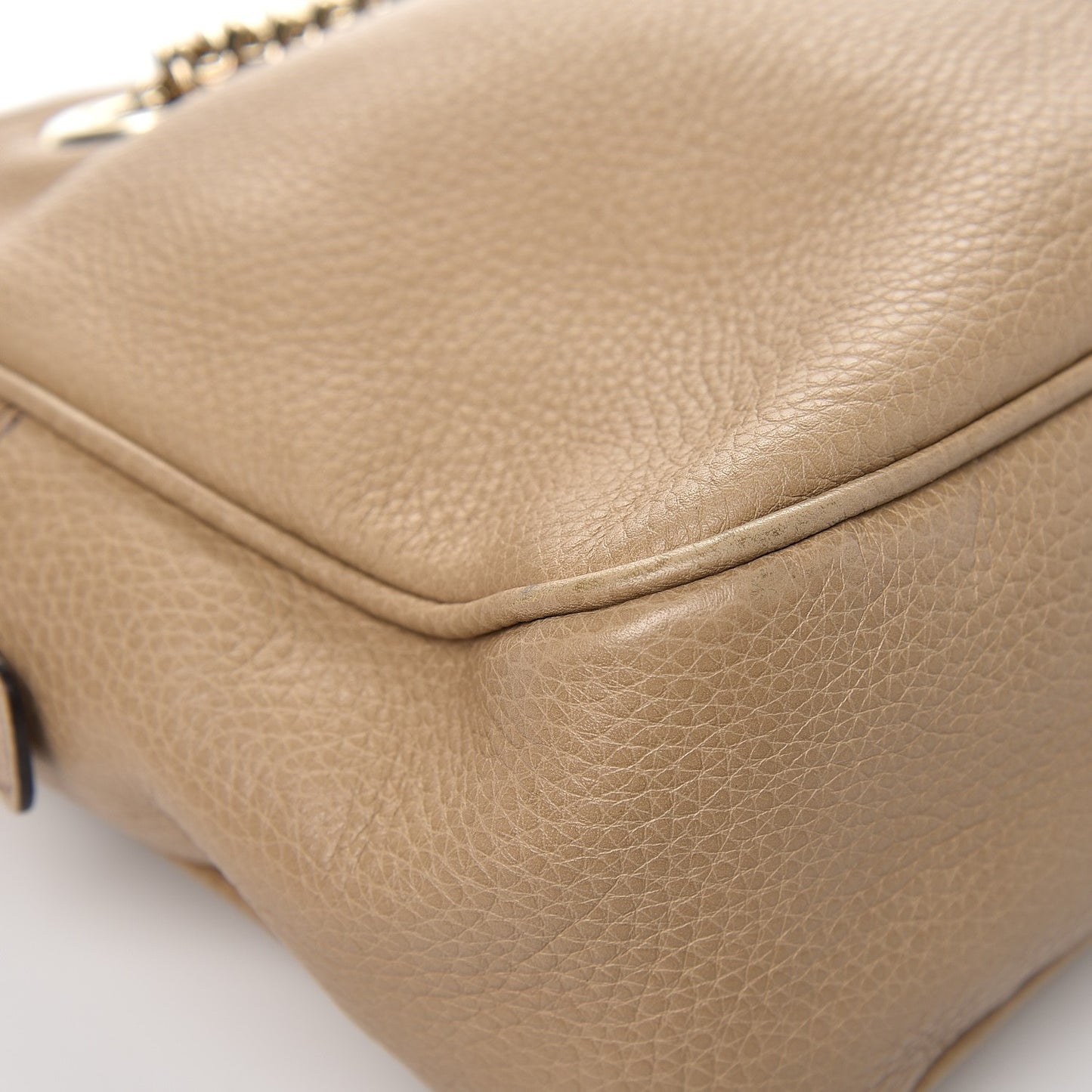 Pebbled Calfskin Small Soho Bowler Camelia