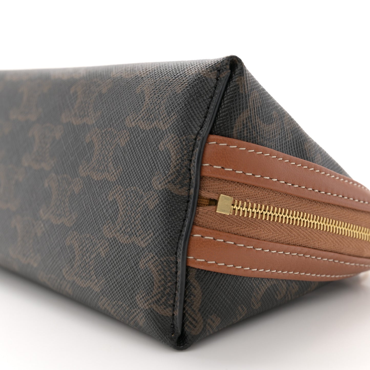 Triomphe Canvas Lambskin Clutch On Chain Tan