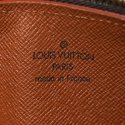 Louis Vuitton Monogram Papillon 26 6 of 9