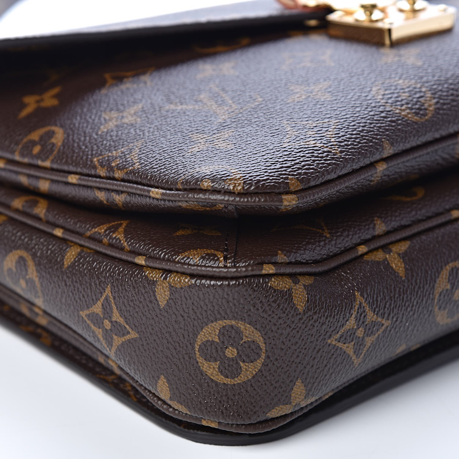 Louis Vuitton Monogram Pochette Metis 9 of 10