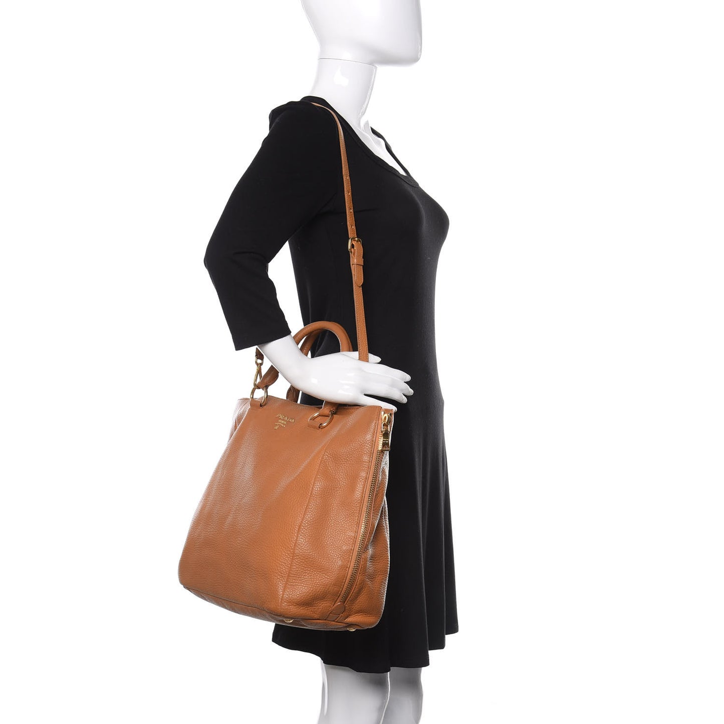 Vitello Daino Side Zip Tote
