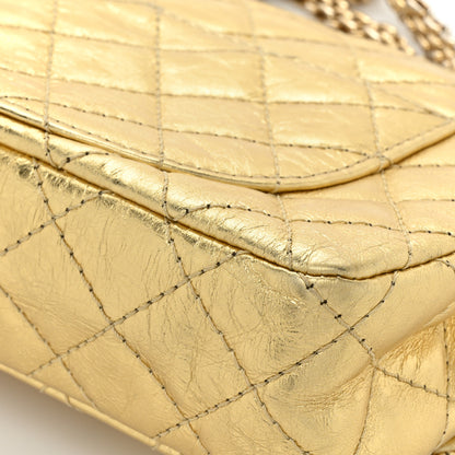 Chanel Metallic Aged Calfskin Quilted 2.55 Reissue 225 Flap Gold 19 of 23