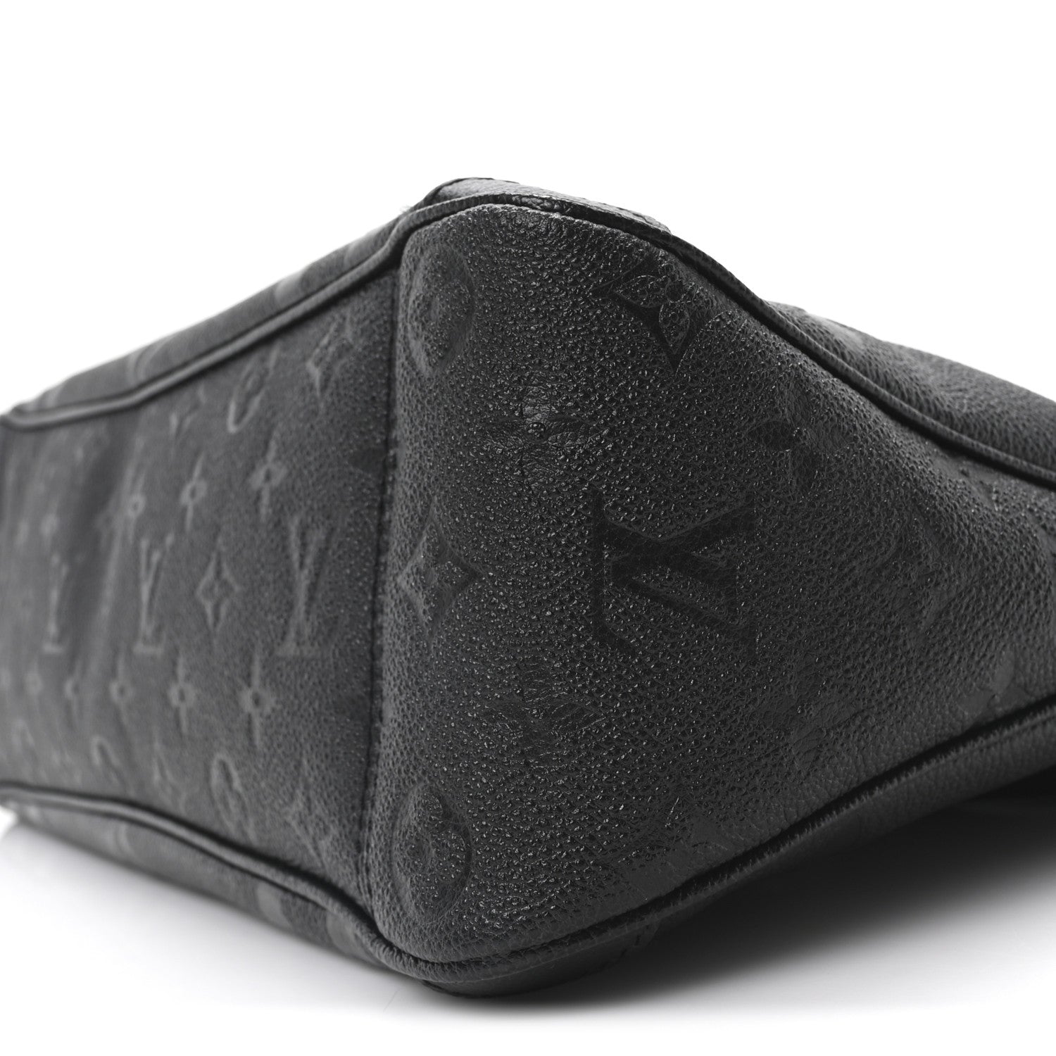 Louis Vuitton Empreinte Monogram Giant Trianon MM Black 9 of 9