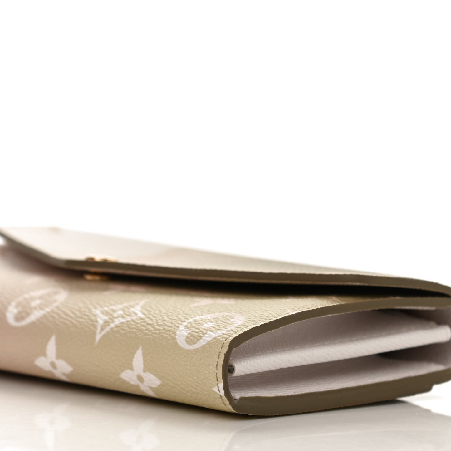 Monogram Giant Spring In The City Sarah Wallet NM Sunset Kaki