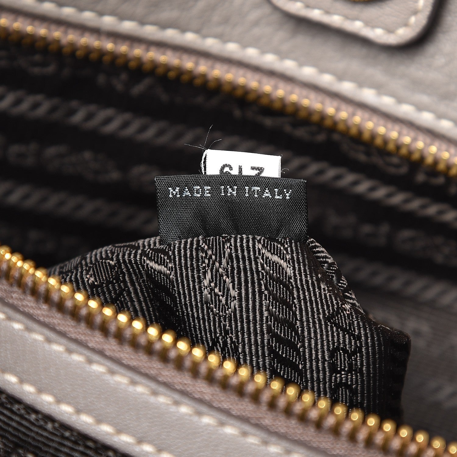 Prada Vitello Daino Tote Argilla 7 of 10