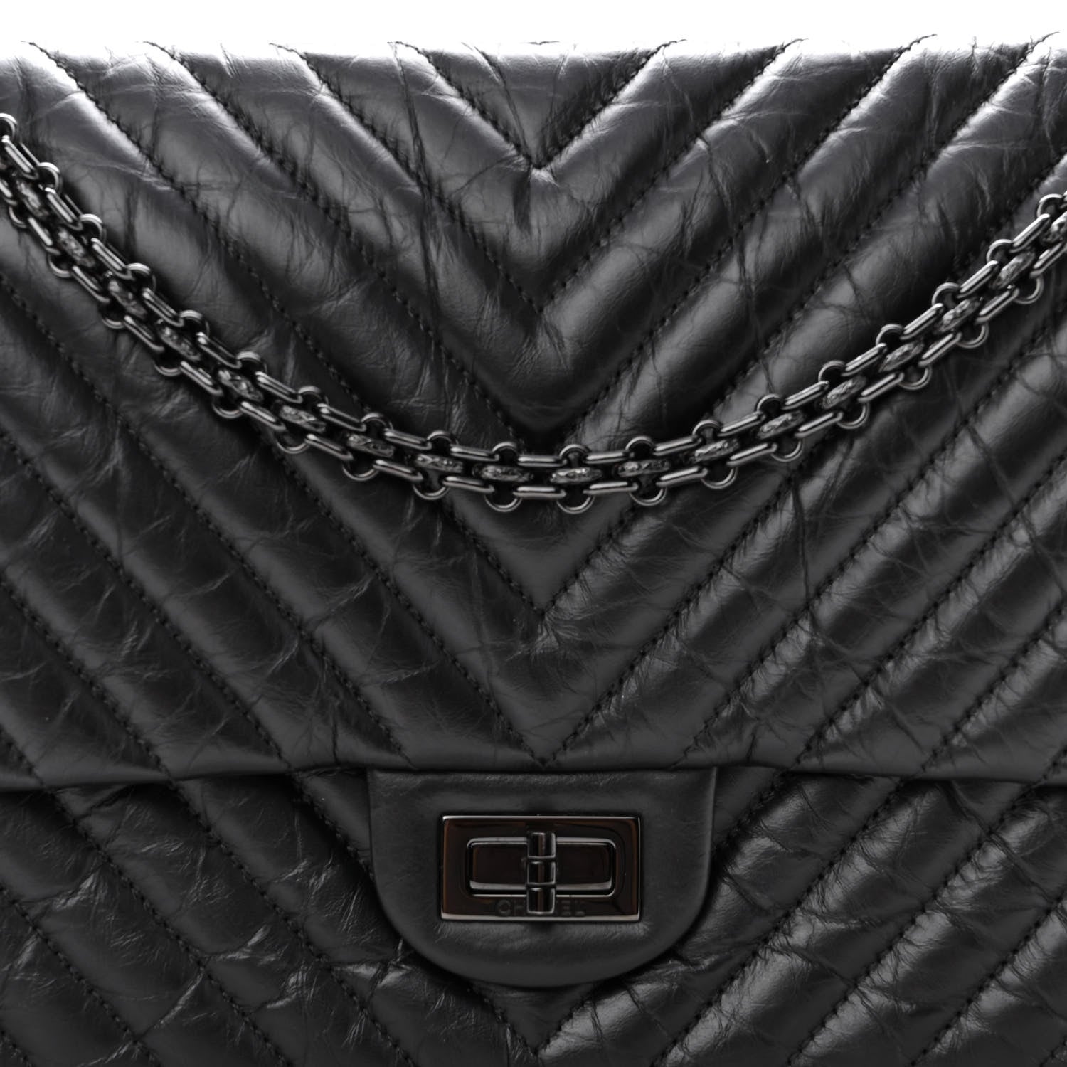Chanel Aged Calfskin Chevron Quilted 2.55 Reissue 226 So Black 8 of 10