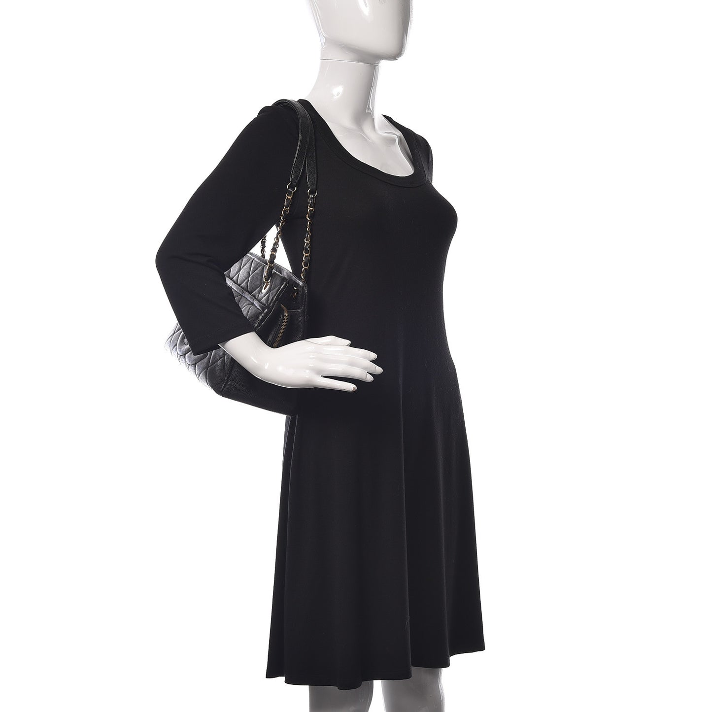 Caviar Quilted CC Timeless Soft Tote Black