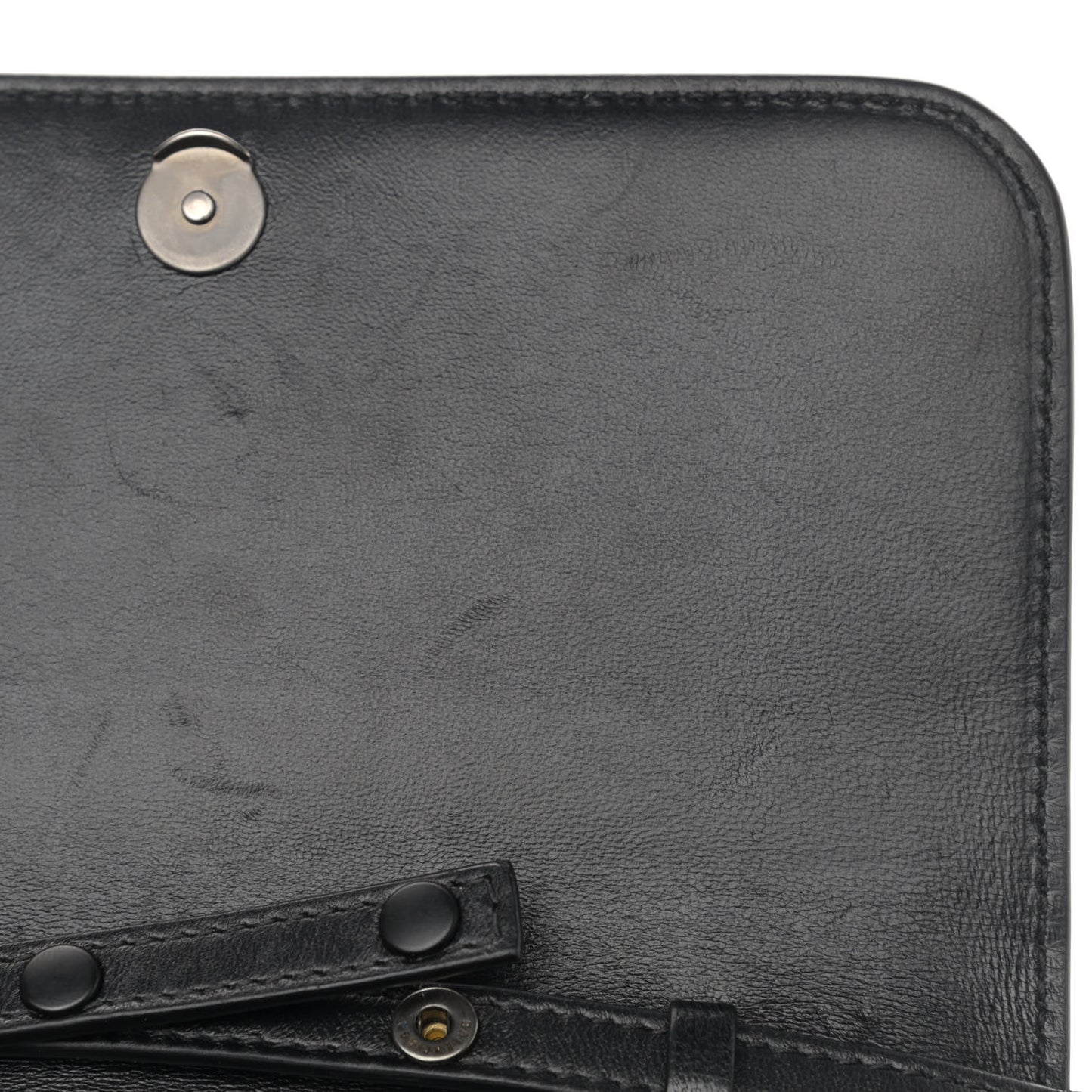Smooth Calfskin B Wallet on Chain Black