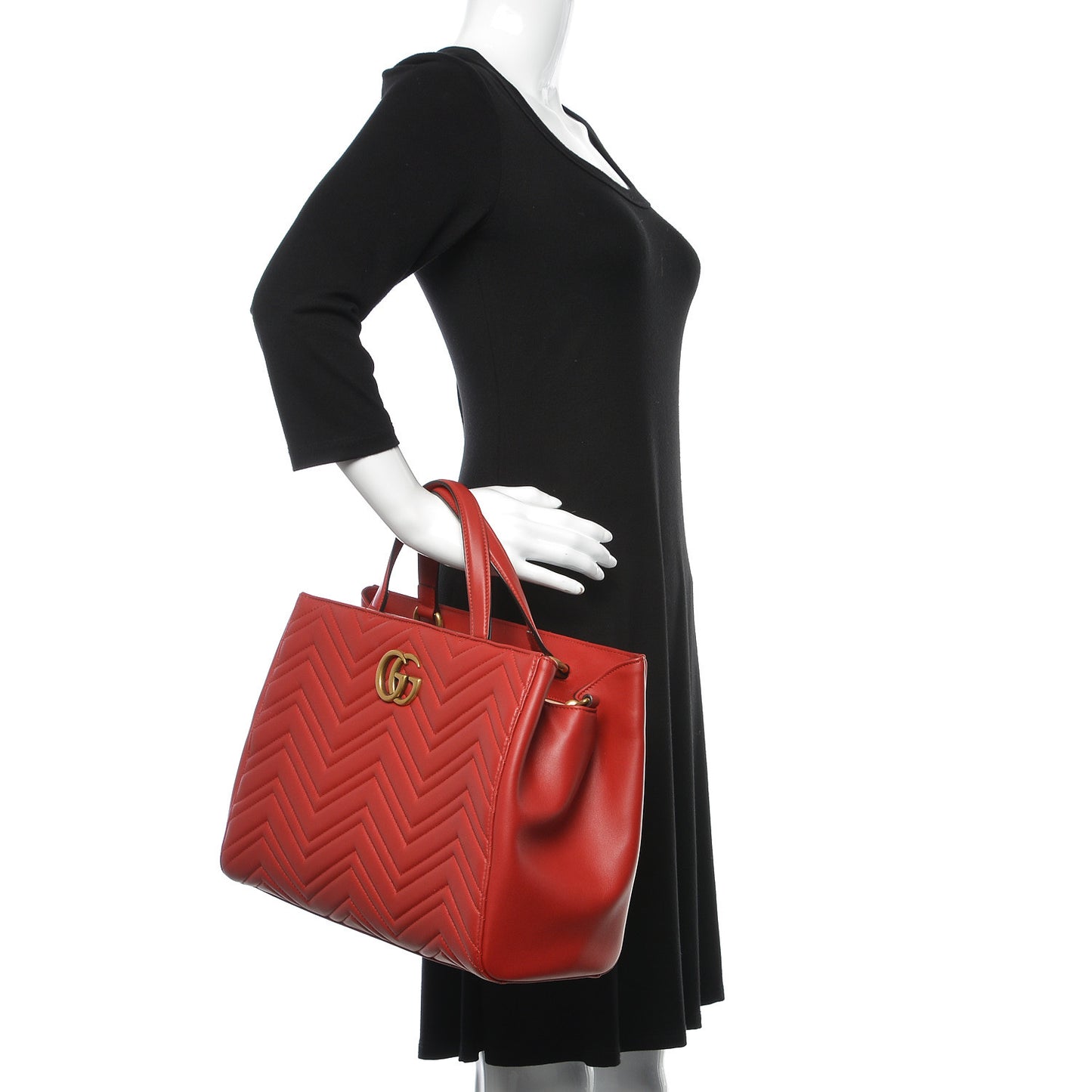 Calfskin Matelasse Medium GG Marmont Tote Hibiscus Red