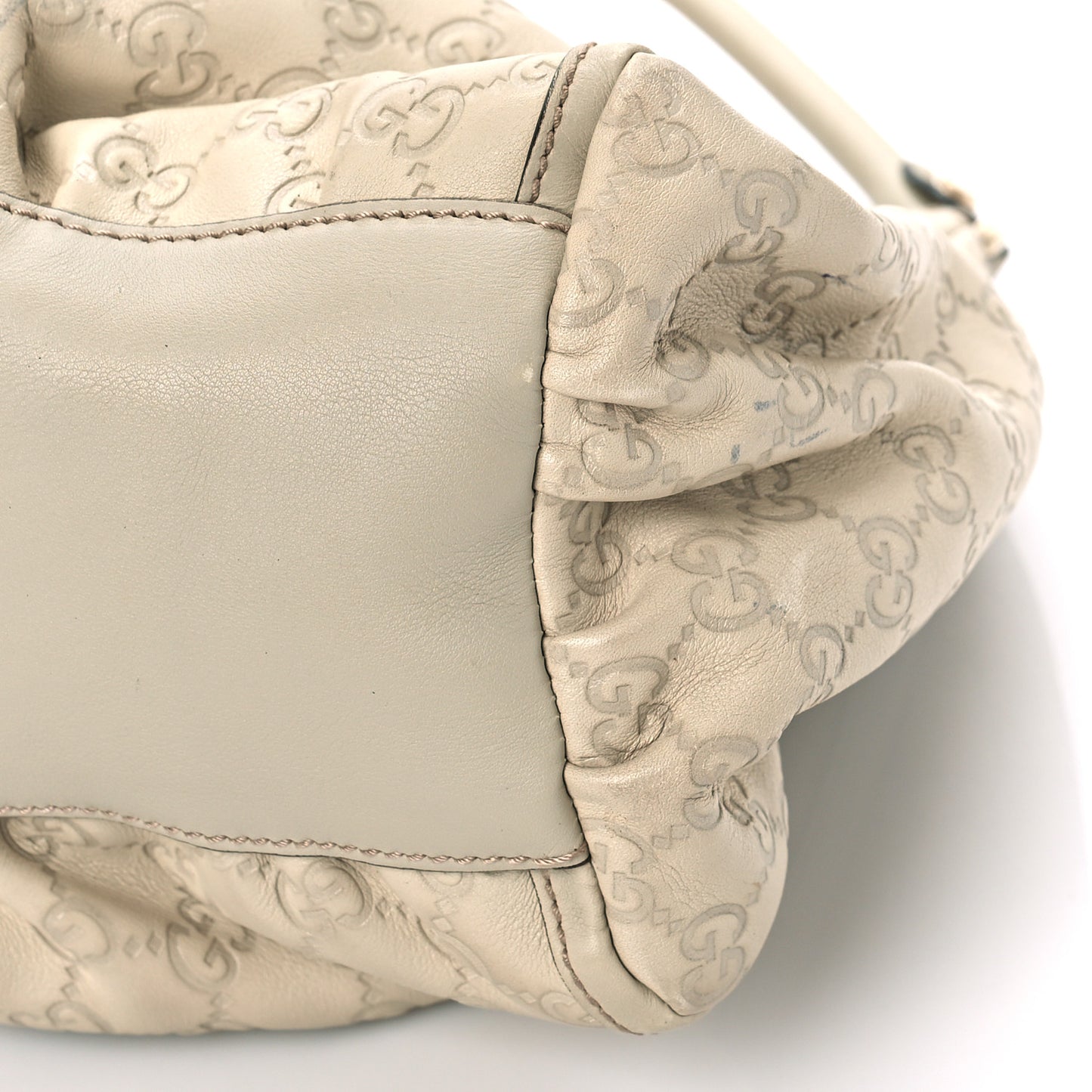 Guccissima Large D Gold Ring Hobo Off White