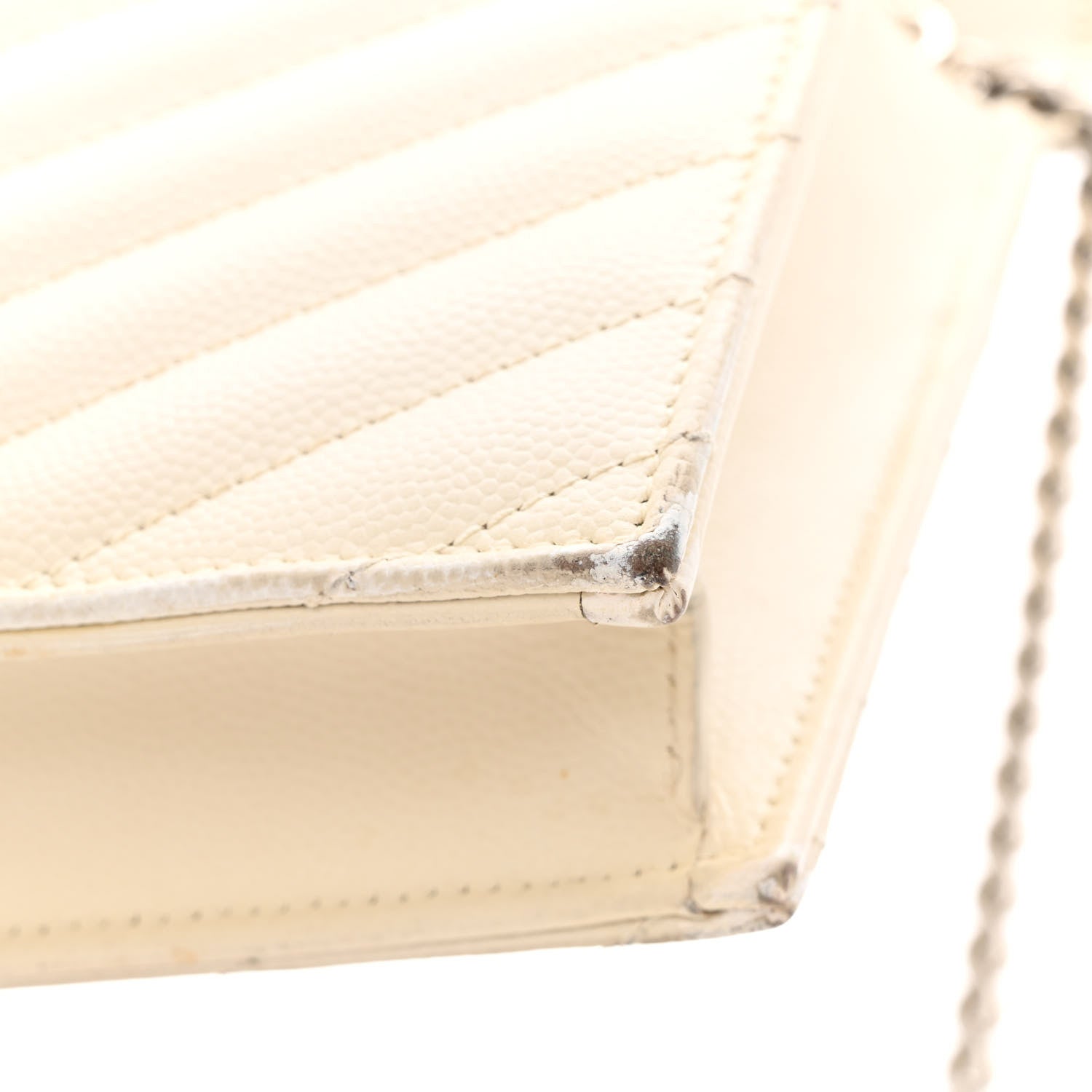 Saint Laurent Grain De Poudre Matelasse Chevron Monogram Envelope Chain Wallet White 17 of 21