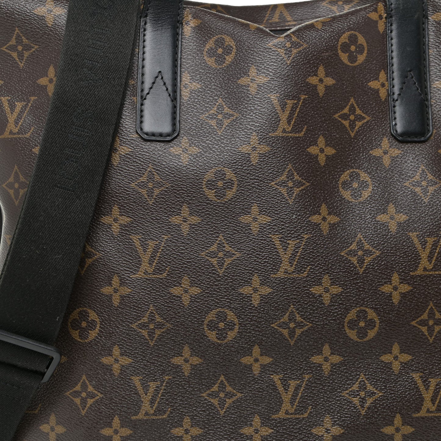 Monogram Macassar Kitan