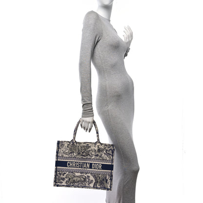 Christian Dior Canvas Embroidered Medium Dioriviera Toile De Jouy Book Tote Blue 2 of 10