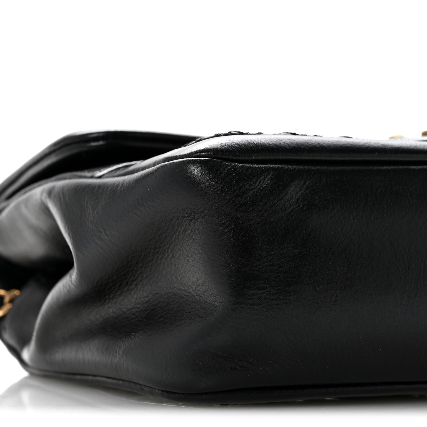 Crumpled Calfskin Whipstich Quilted Single Black