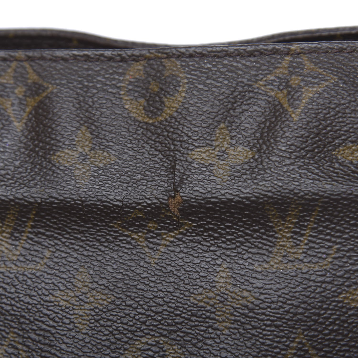 Louis Vuitton Monogram Cabas Mezzo 11 of 19