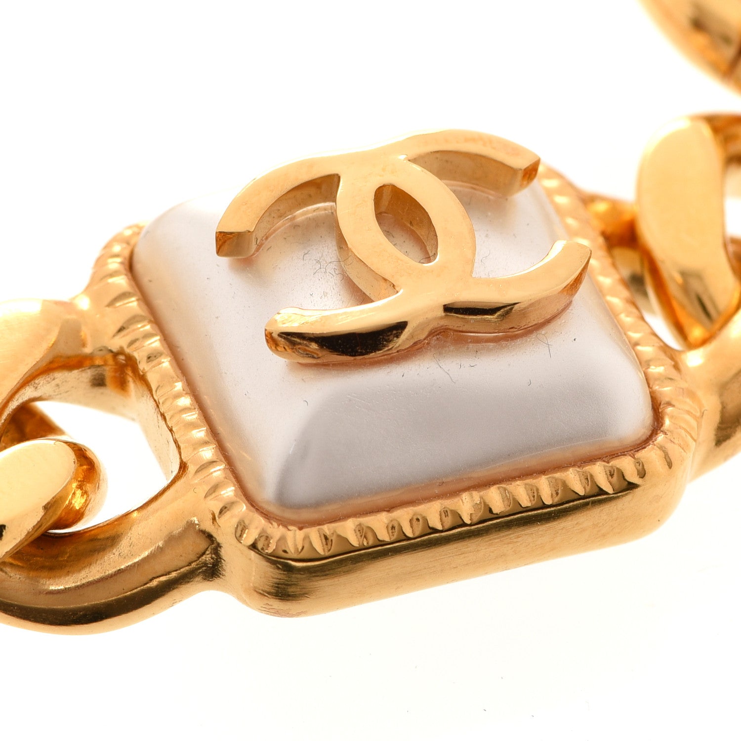 Chanel Pearl CC Chain Link Bracelet Gold 4 of 6