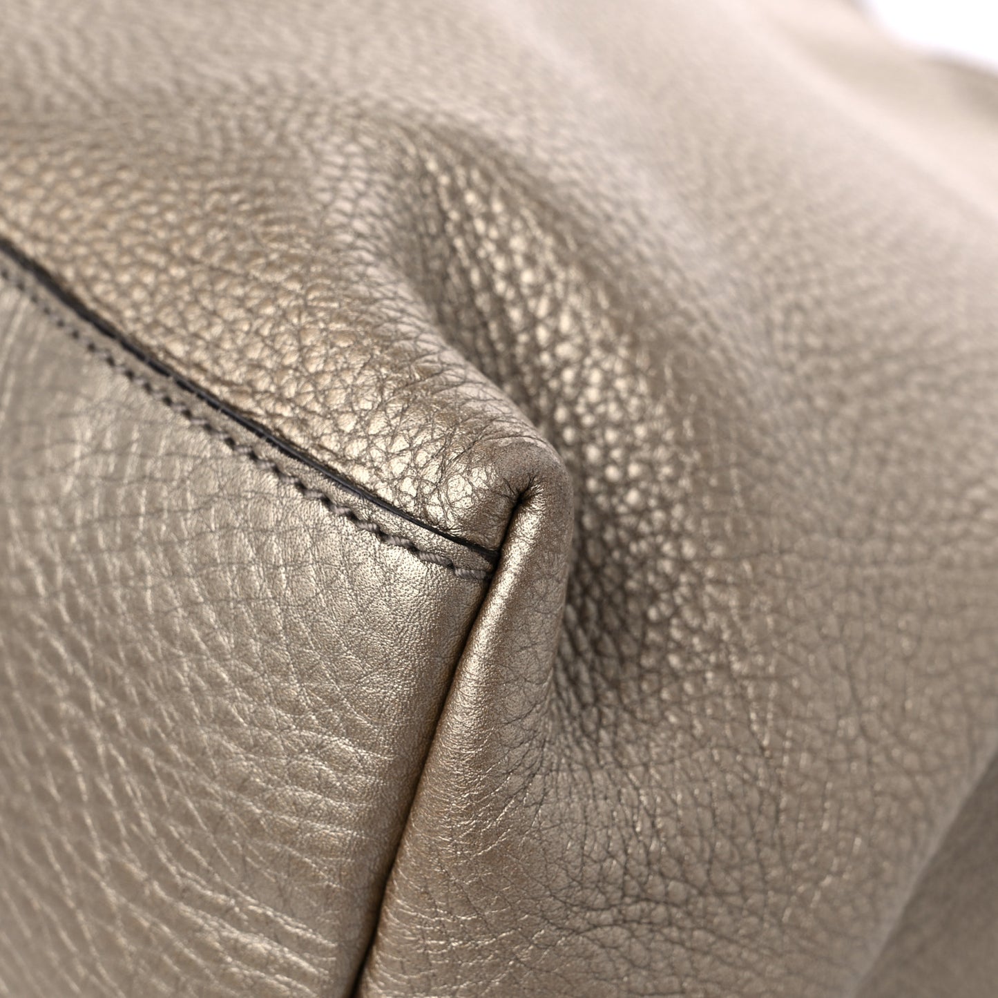 Metallic Pebbled Calfskin Medium Soho Chain Shoulder Bag Golden Beige
