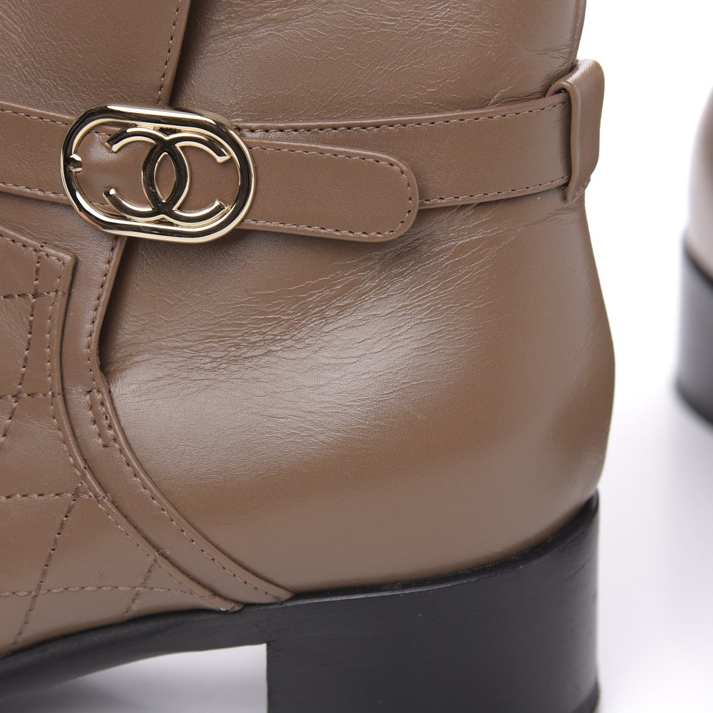 Calfskin Quilted Cap Toe CC Boots 38.5 Light Brown Black