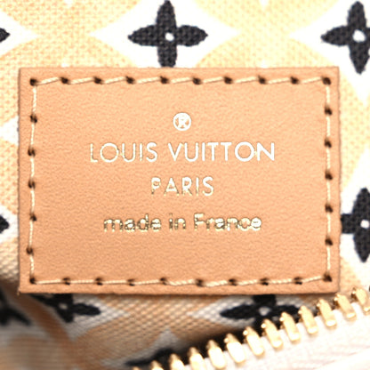 Louis Vuitton Monogram Giant By The Pool 2.0 Speedy Bandouliere 25 Beige 6 of 9