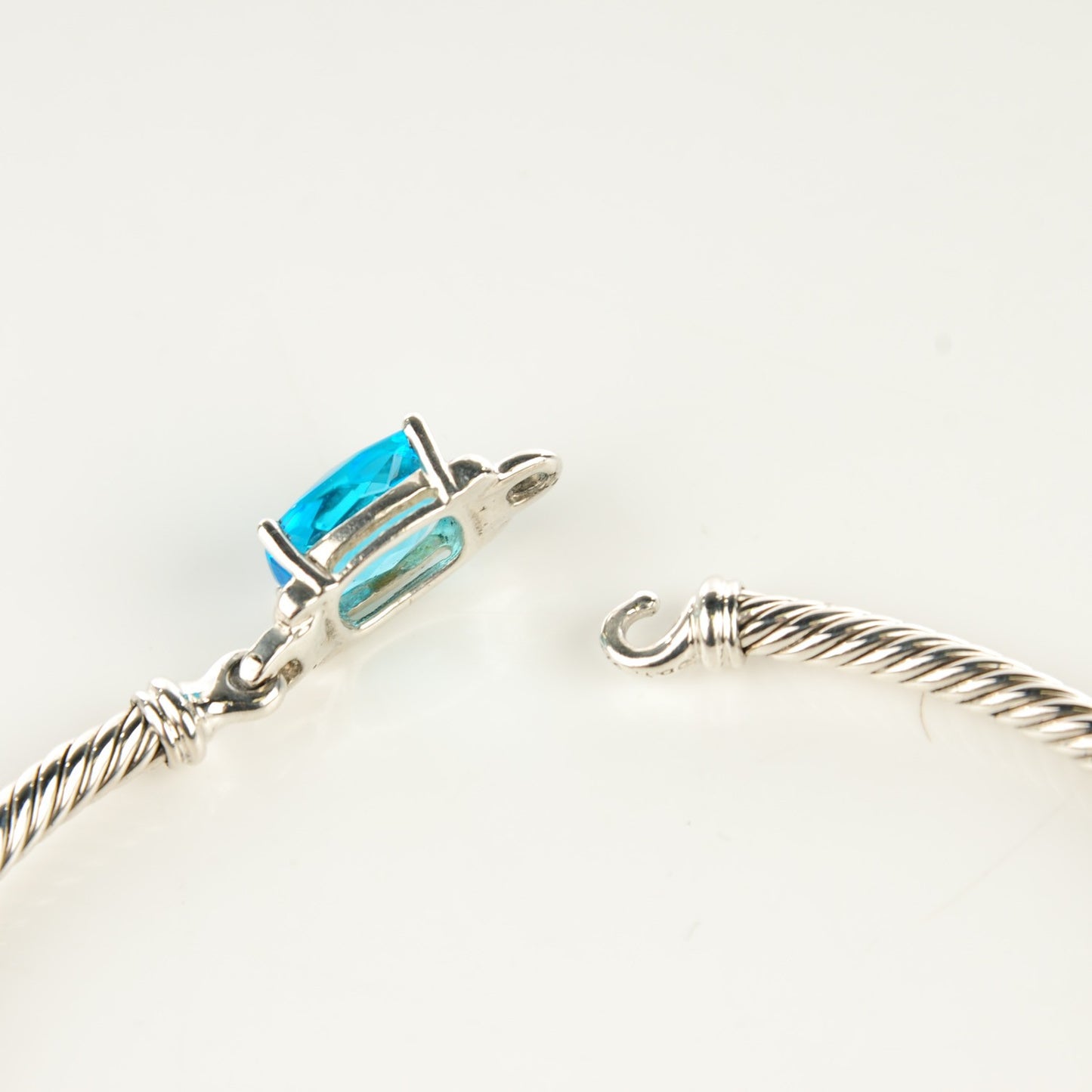 Sterling Silver Diamond Blue Topaz 3mm Petite Wheaton Bracelet